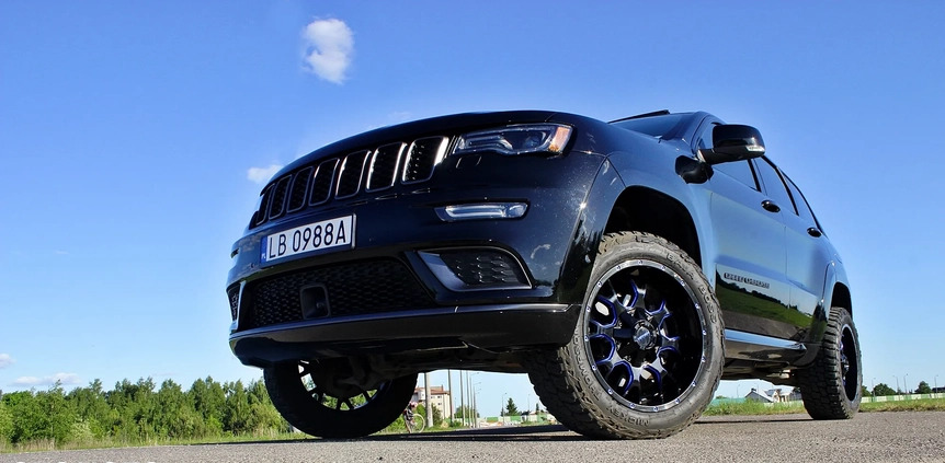 Jeep Grand Cherokee cena 190000 przebieg: 74000, rok produkcji 2019 z Żuromin małe 191